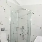Leva's Saranda
