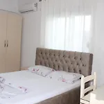 Leva's بيت ضيافة ساراندا