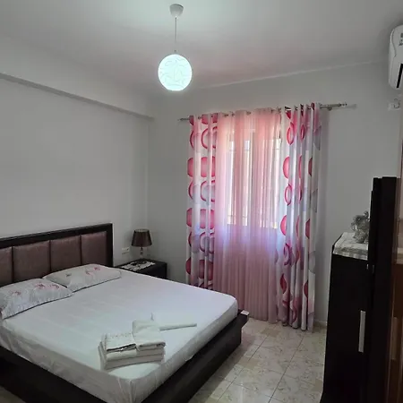 Leva's ساراندا