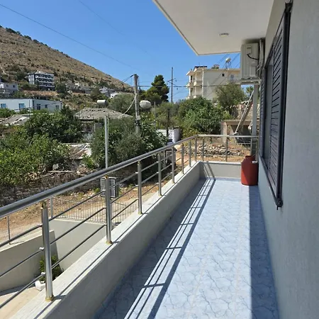Leva's 3* Sarande